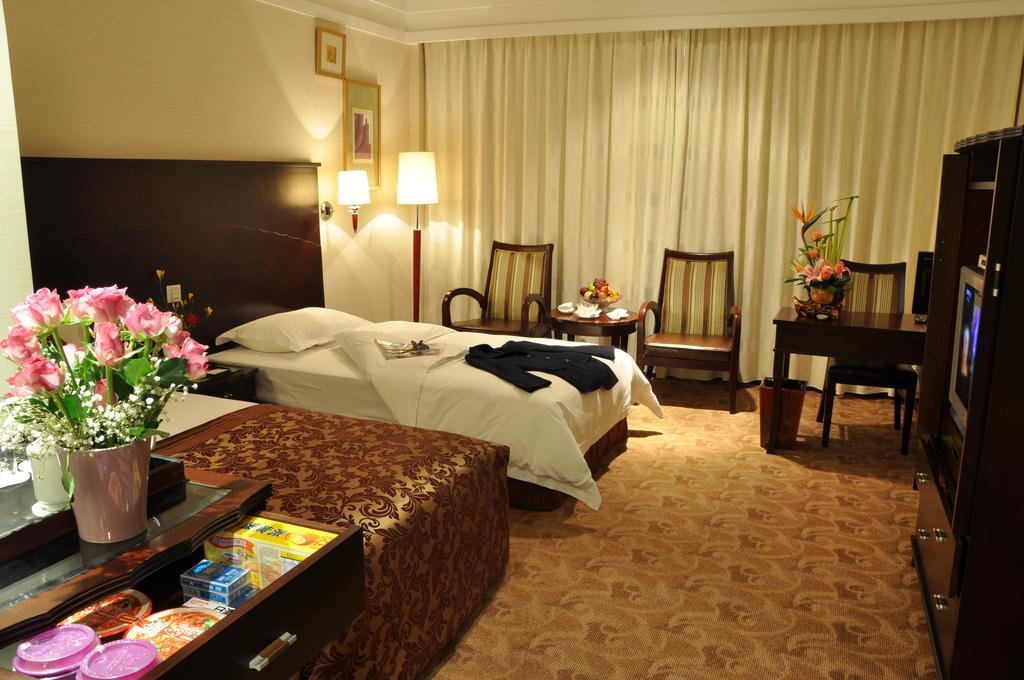 S&N Phoenix Villa Taizhou Taizhou  Room photo